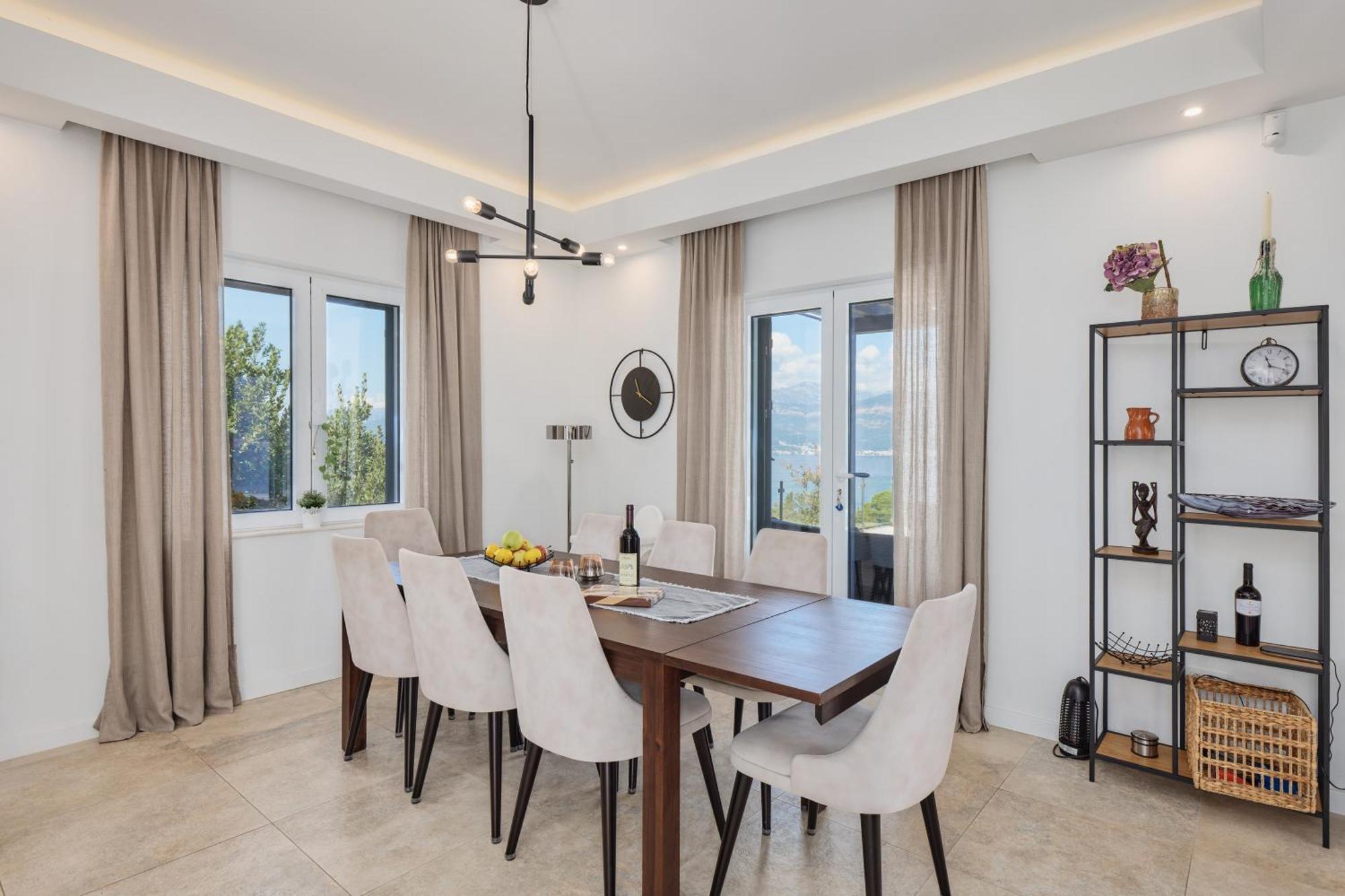 Villa Vista Azzurra ติวัต ภายนอก รูปภาพ